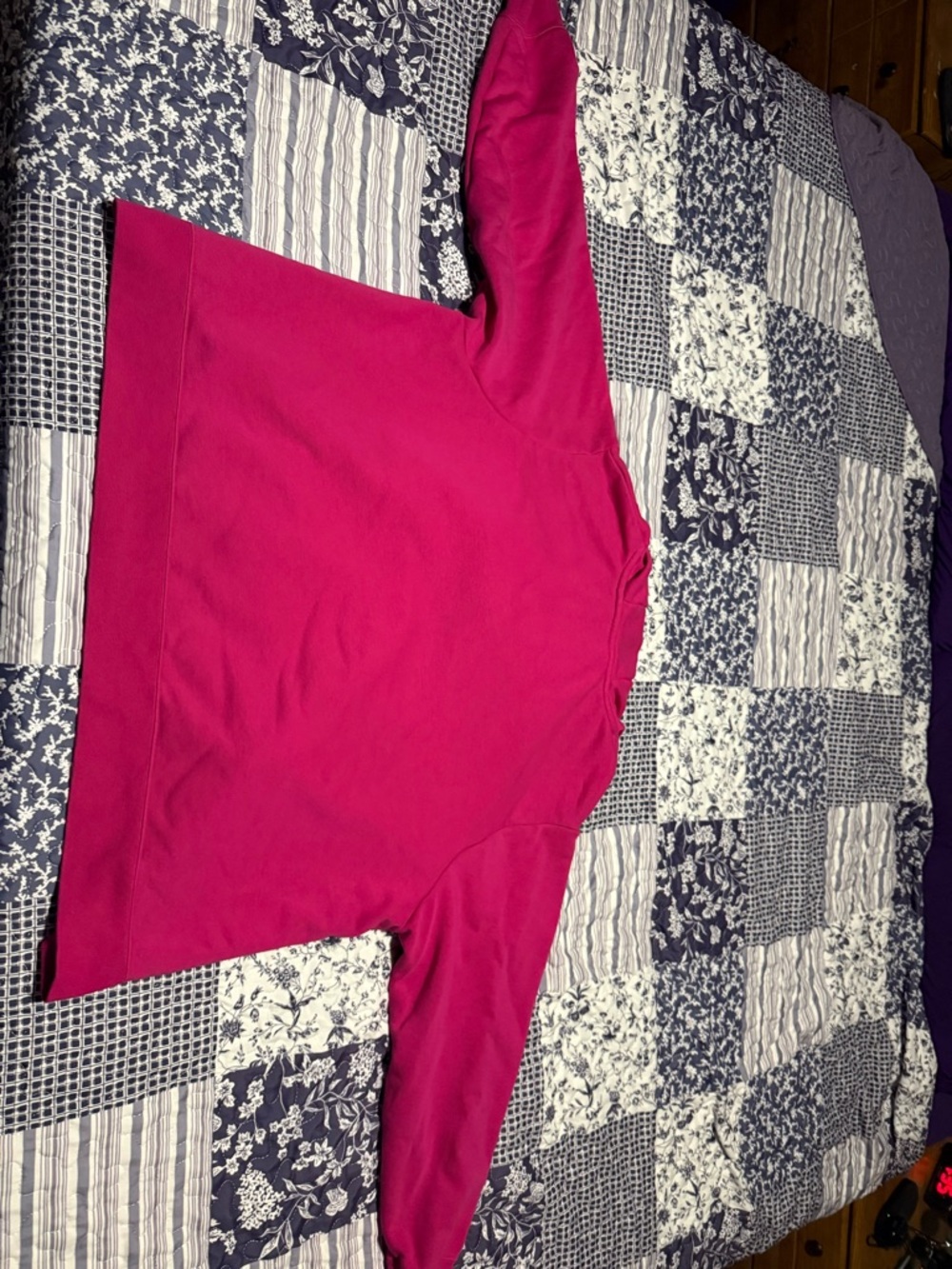 Nike Women's Vibrant Pink Hoodie - Picture 5 of 6